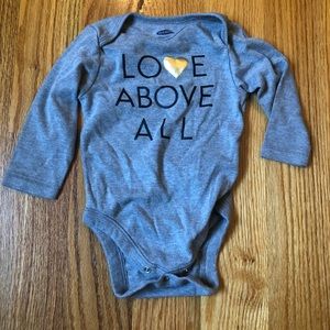 Old Navy love above all gray onesie size 6-12 months